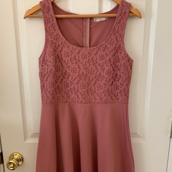 Altar’d State dress - Picture 2 of 3